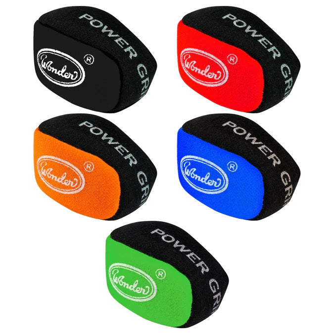DESIGNA POWER GRIP BALL - FOR BETTER GRIP DART CONTROL - ABSORBS MOISTURE